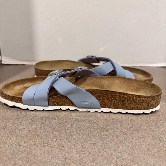 Birkenstock Women Yao Balance Size 9 Dove Blue Patent Leather Minimalist Sandals - Picture 4 of 8